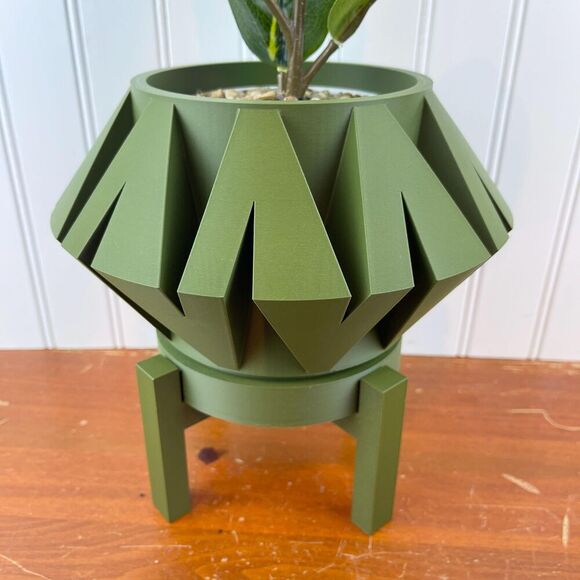 The Kovi Indoor Planter Pot with Drainage Tray & Stand, Houseplants - Picture 2 of 10